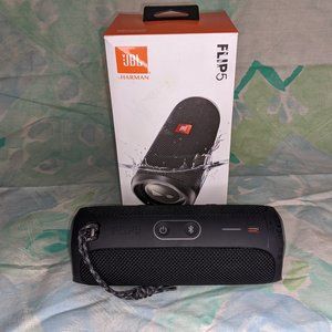 JBL Flip 5 Speaker